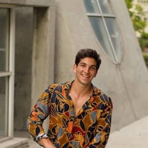 Meet your Posher, Jet